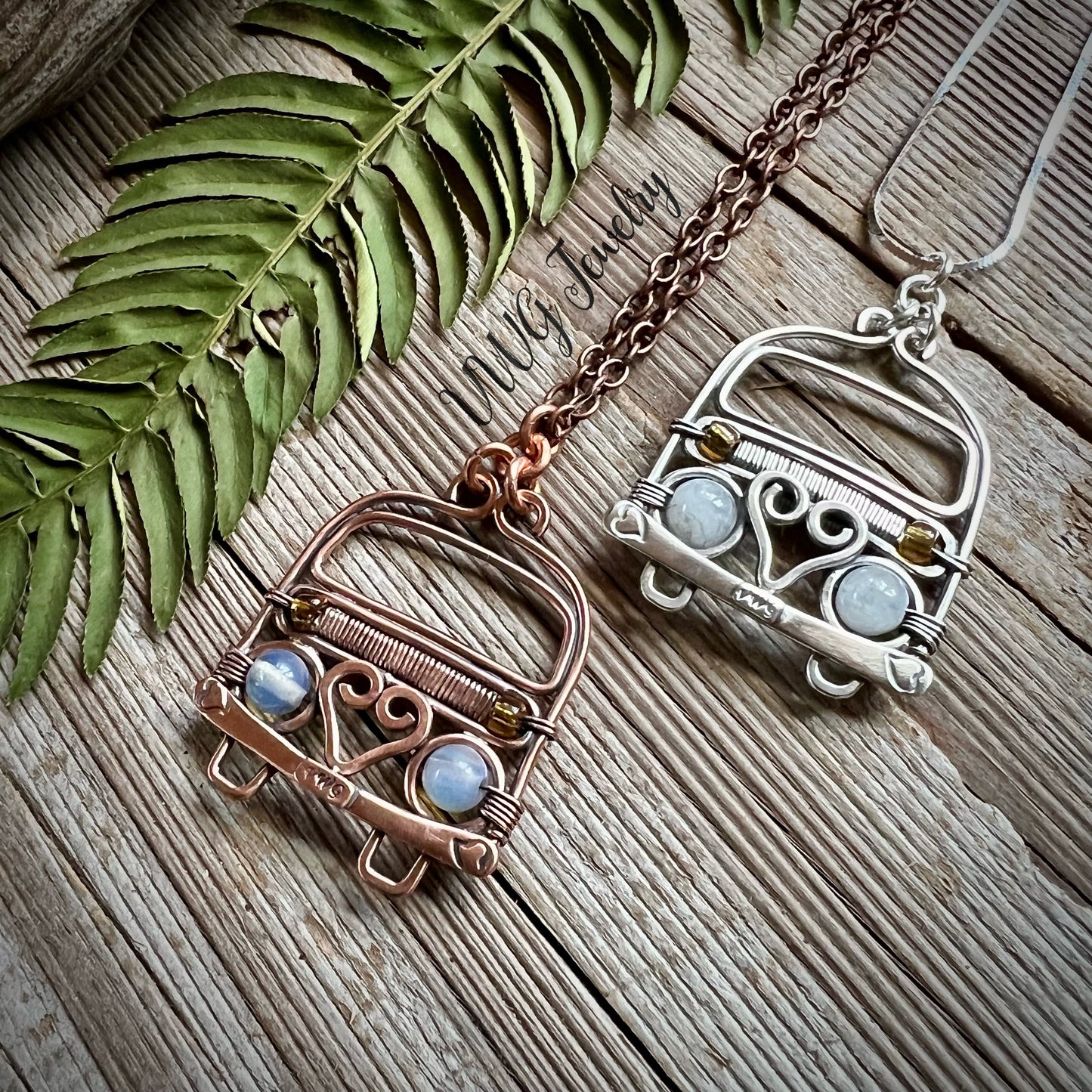 Love Bus 60’s Copper Wire Necklace