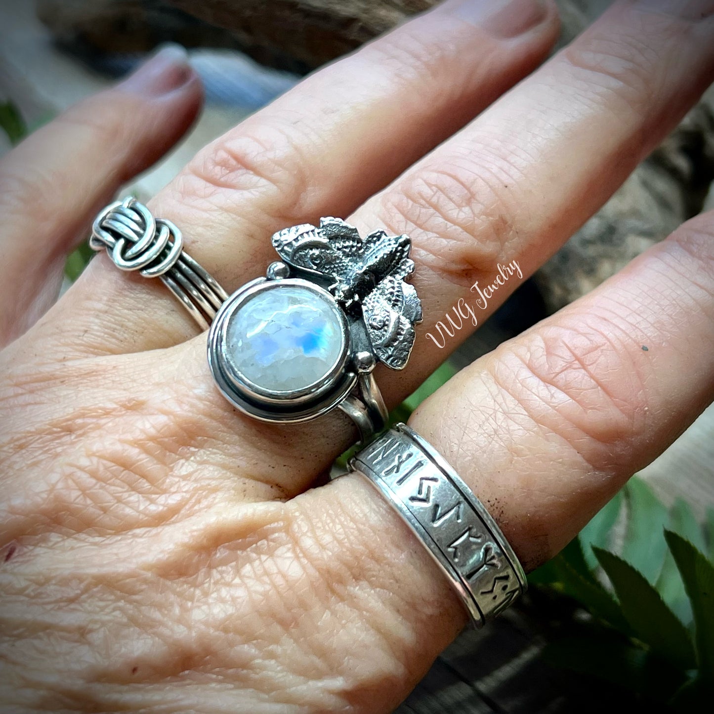 Hawks Moth Moonstone .925 Ring 7.5