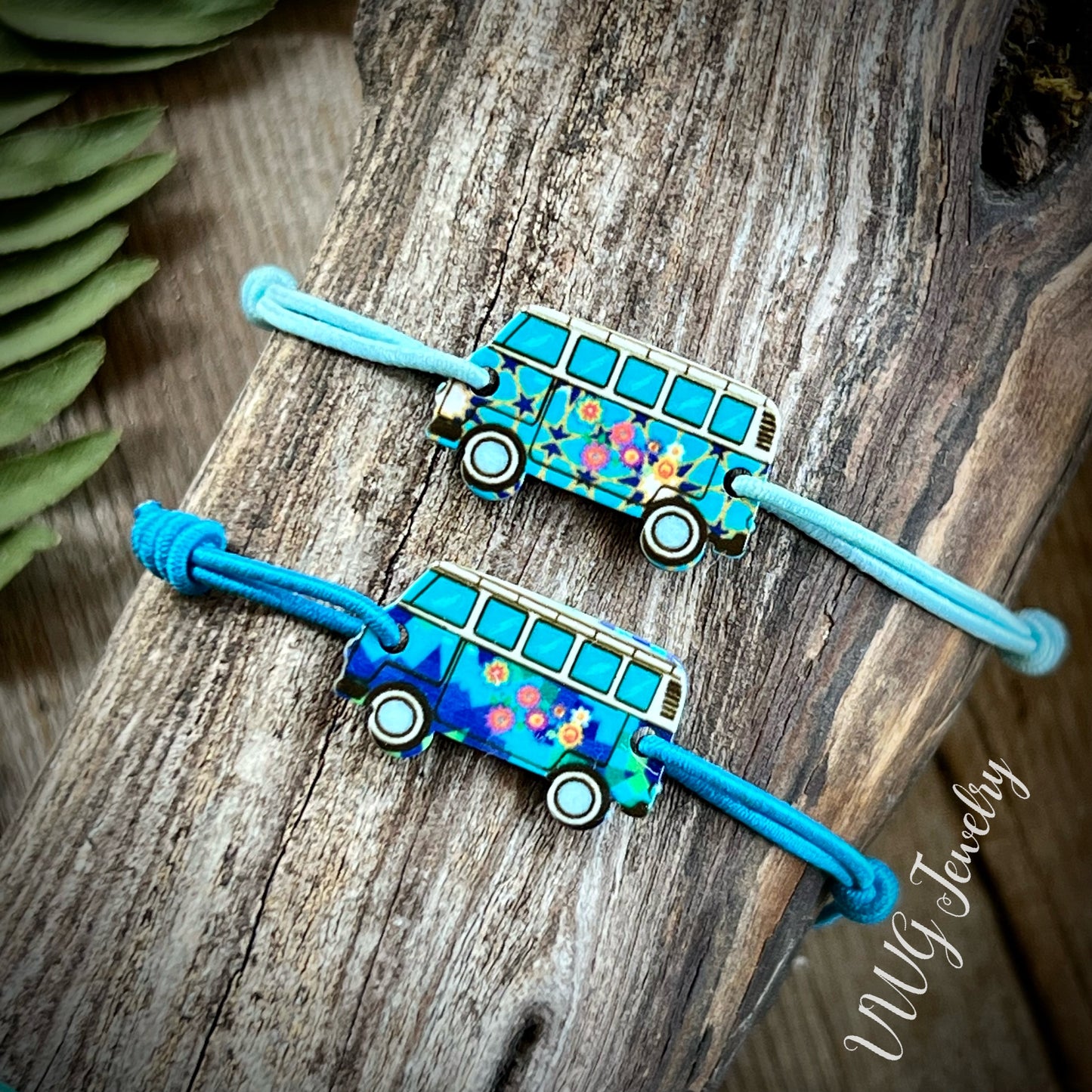 Hippy Bus Friendship Bracelets Import