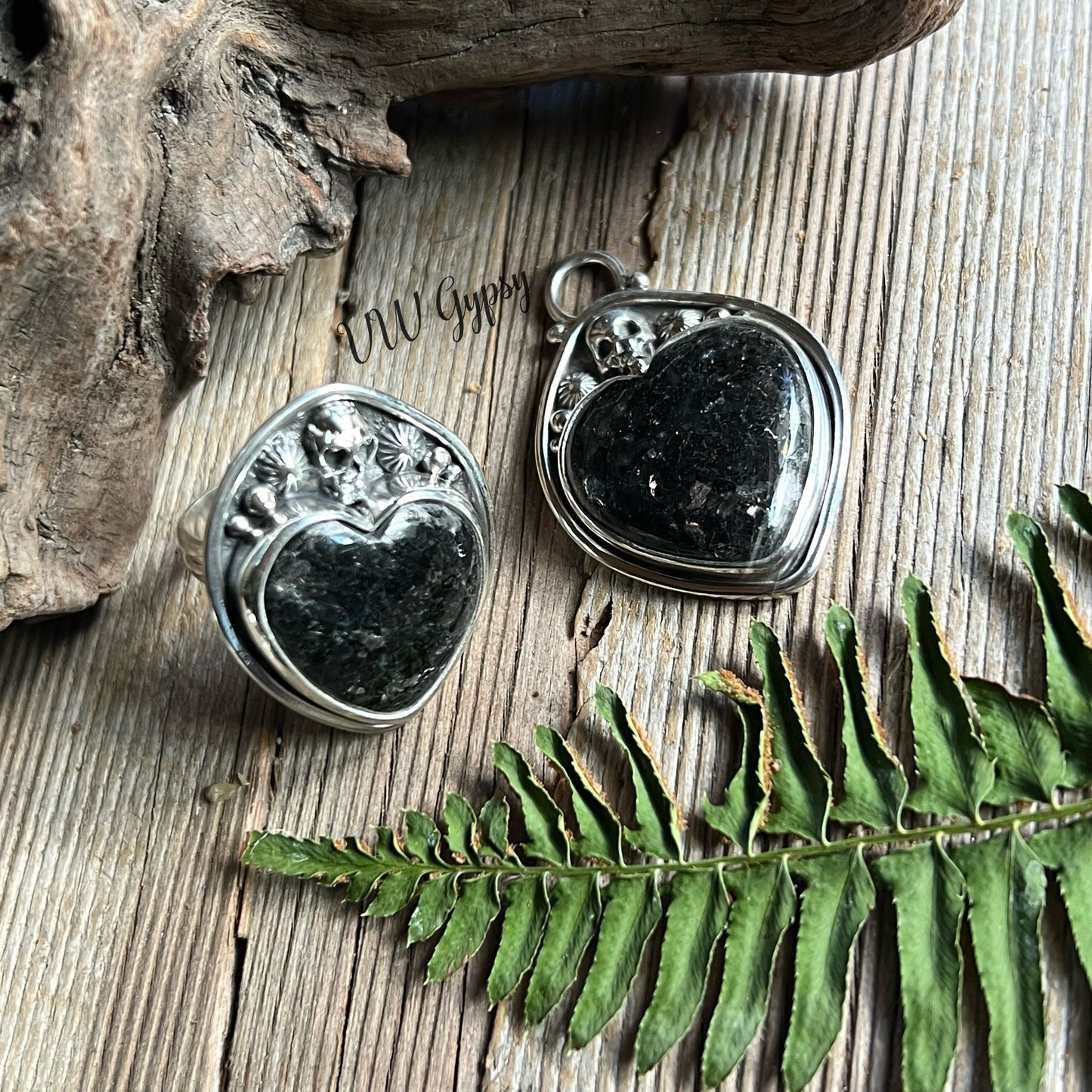 Nuummite Heart & Skull Sterling Ring 8.5