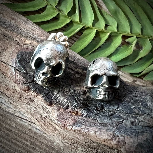 Skull Stud Earrings .925