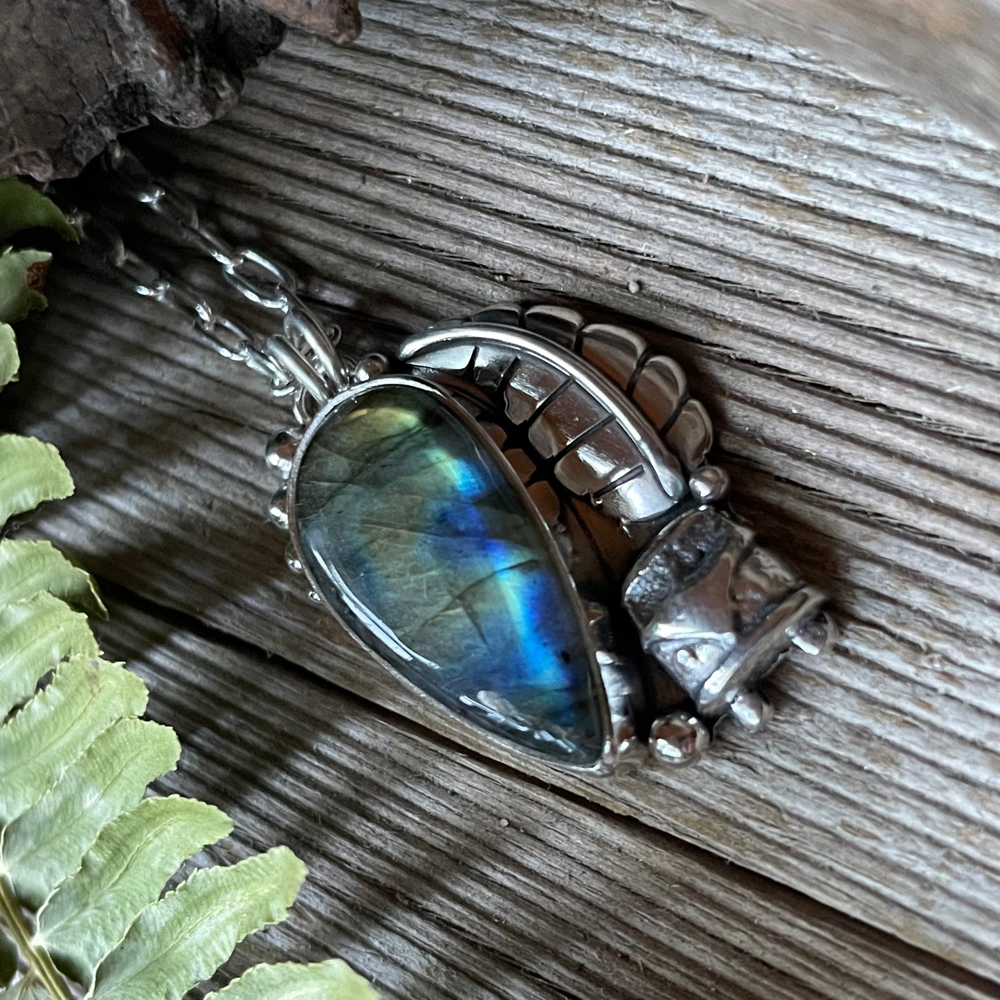 Magic Bus Labradorite Sterling Silver Necklace