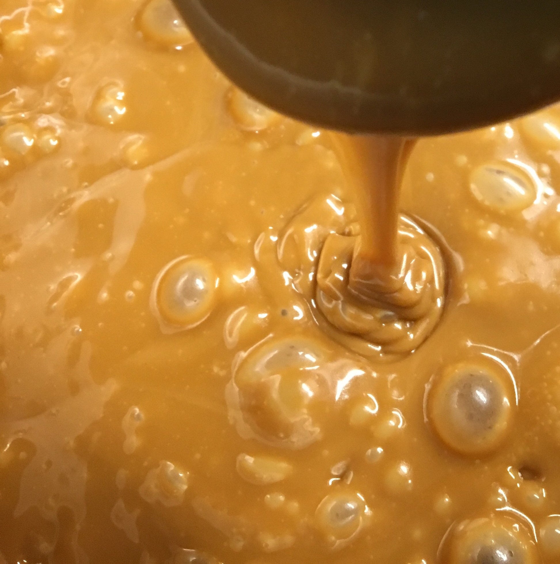 2oz Samba's Roca Toffee Covered In Chocolate & Almonds