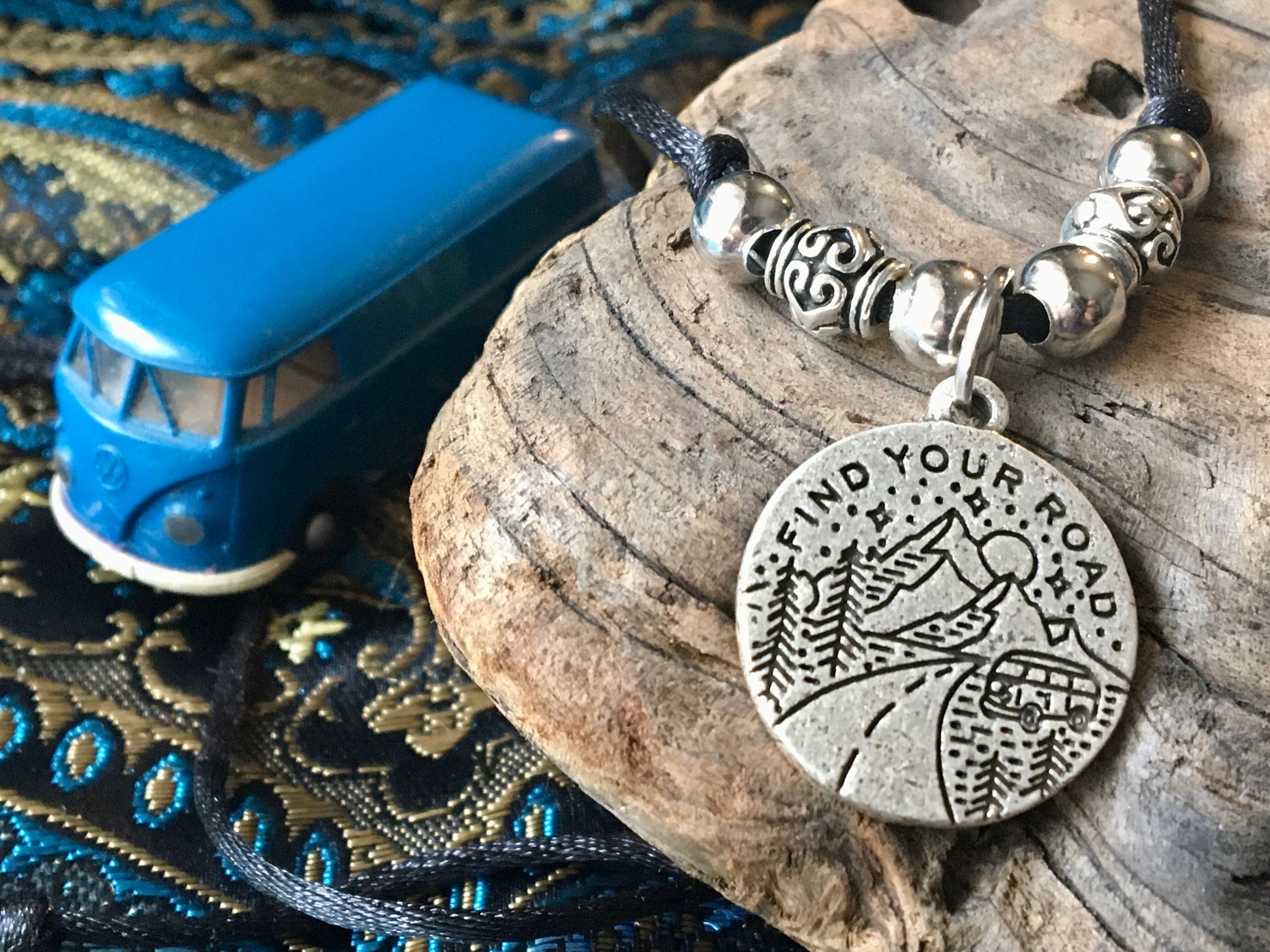 Van Life Hippy Love Necklace Pendant