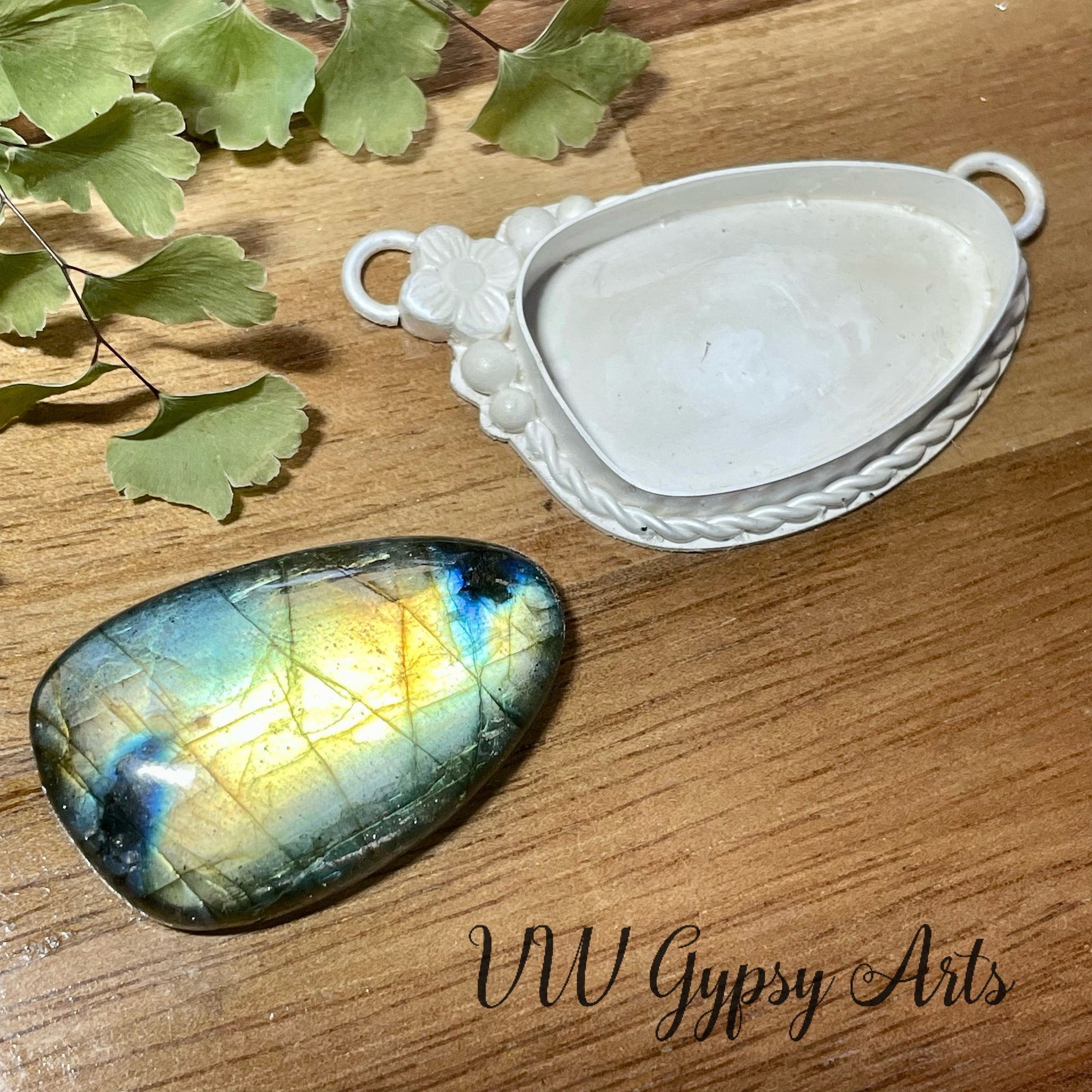 Labradorite Flower Sterling Silver Necklace Pendant