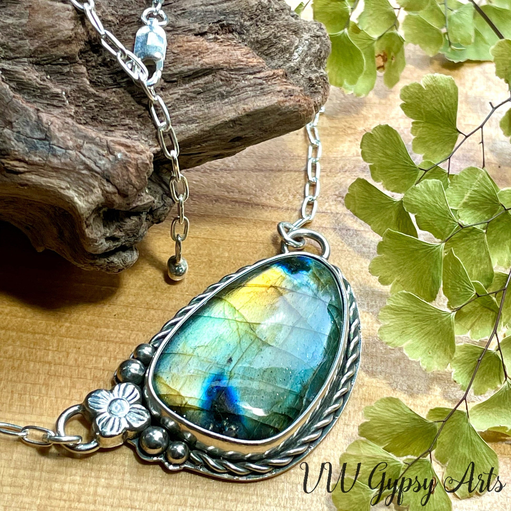 Labradorite Flower Sterling Silver Necklace Pendant