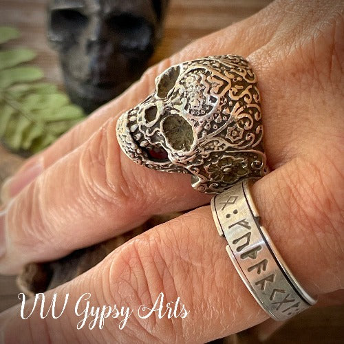 Ancient Rune Insight Spinner Ring