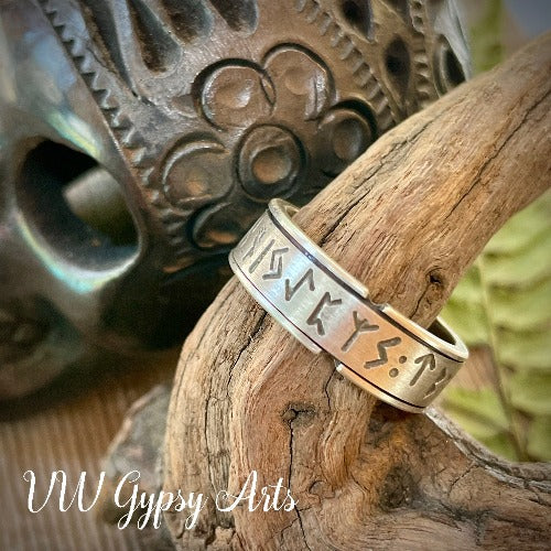 Ancient Rune Insight Spinner Ring