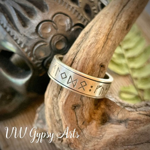 Ancient Rune Insight Spinner Ring