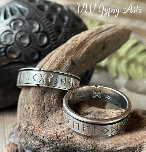 Ancient Rune Insight Spinner Ring