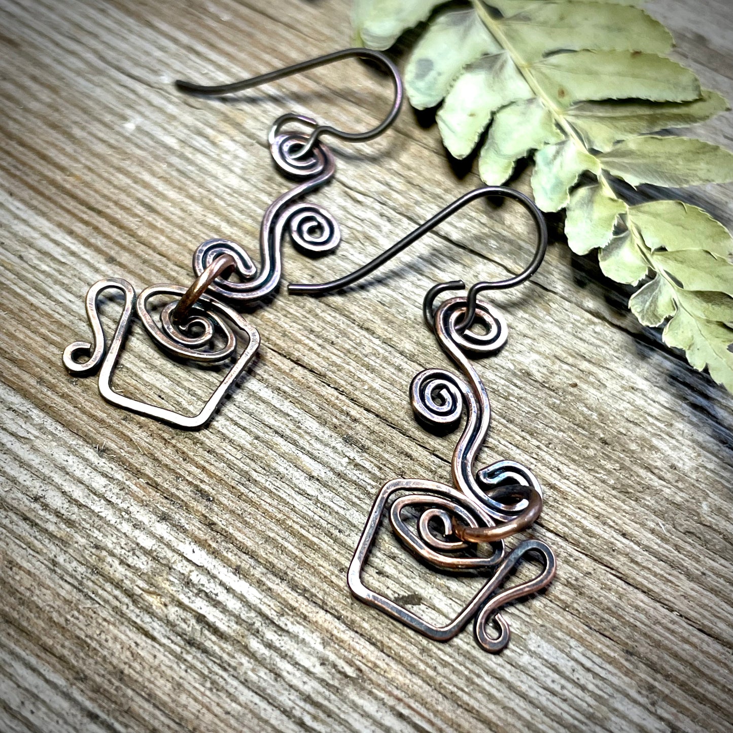 Coffee & Tea Swirls Earrings Hypo