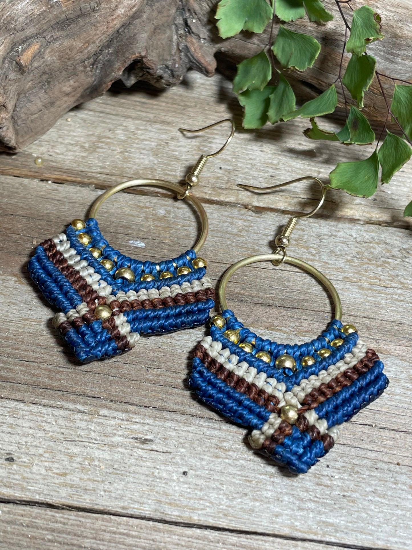 Brown & Blue Macramé Earrings Hypo