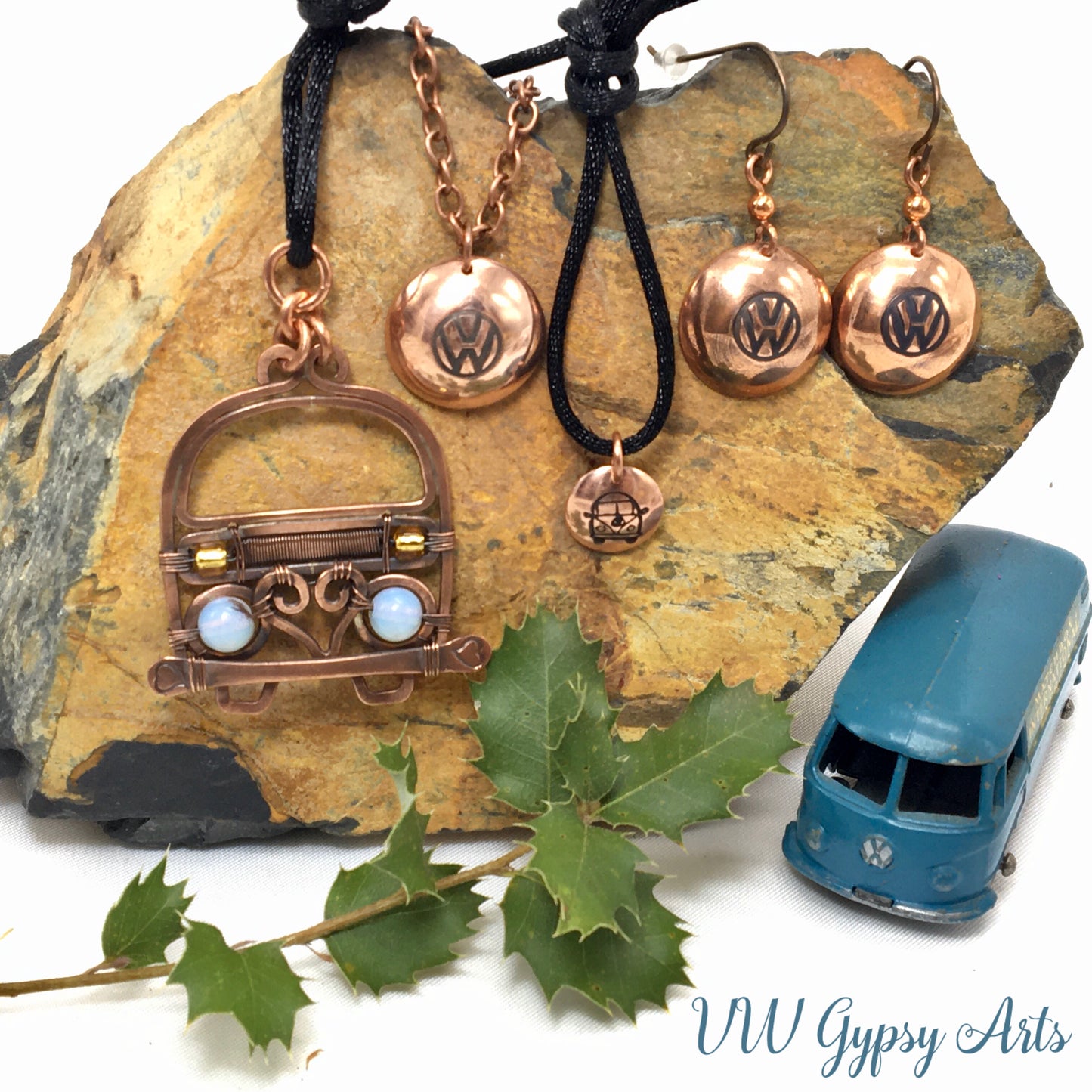 Classic Hub Cap Copper Necklace