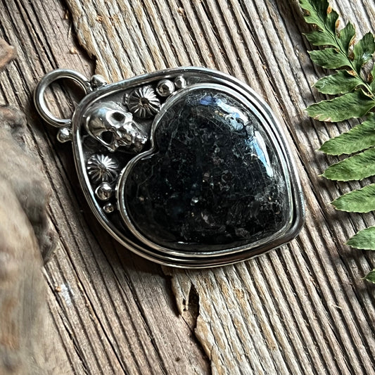 Nuummite Heart & Skull Sterling Silver Pendant