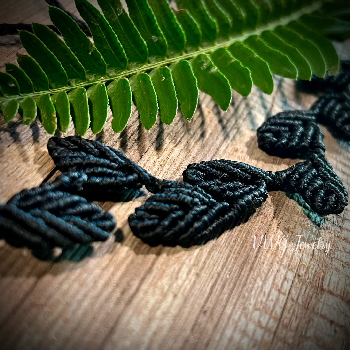 Black Leaf Macrame Necklace