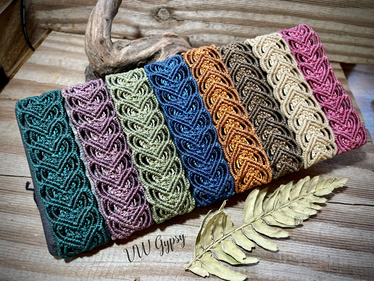Macrame Corazón Heart Bracelet Handmade Adjustable