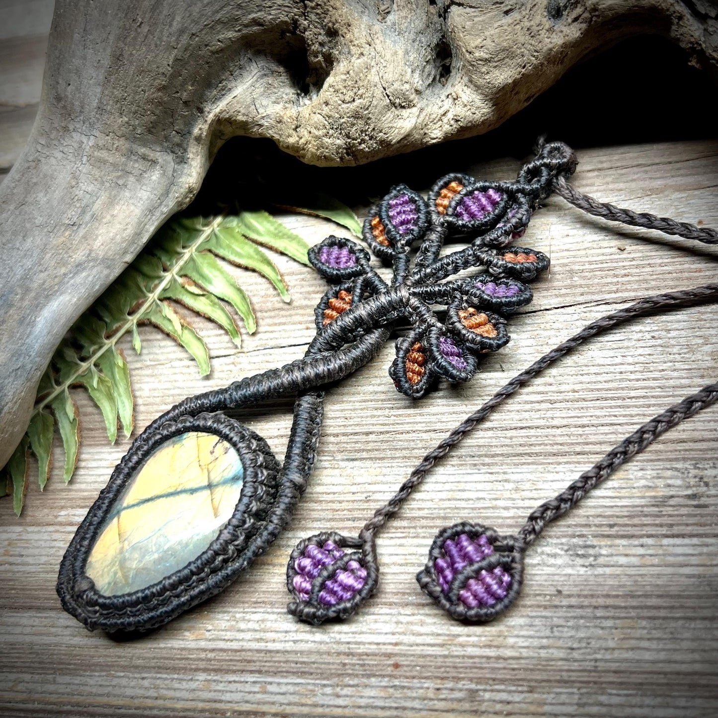 Tree of Life Labradorite Macrame Necklace Nature Gemstone Boho Pendant