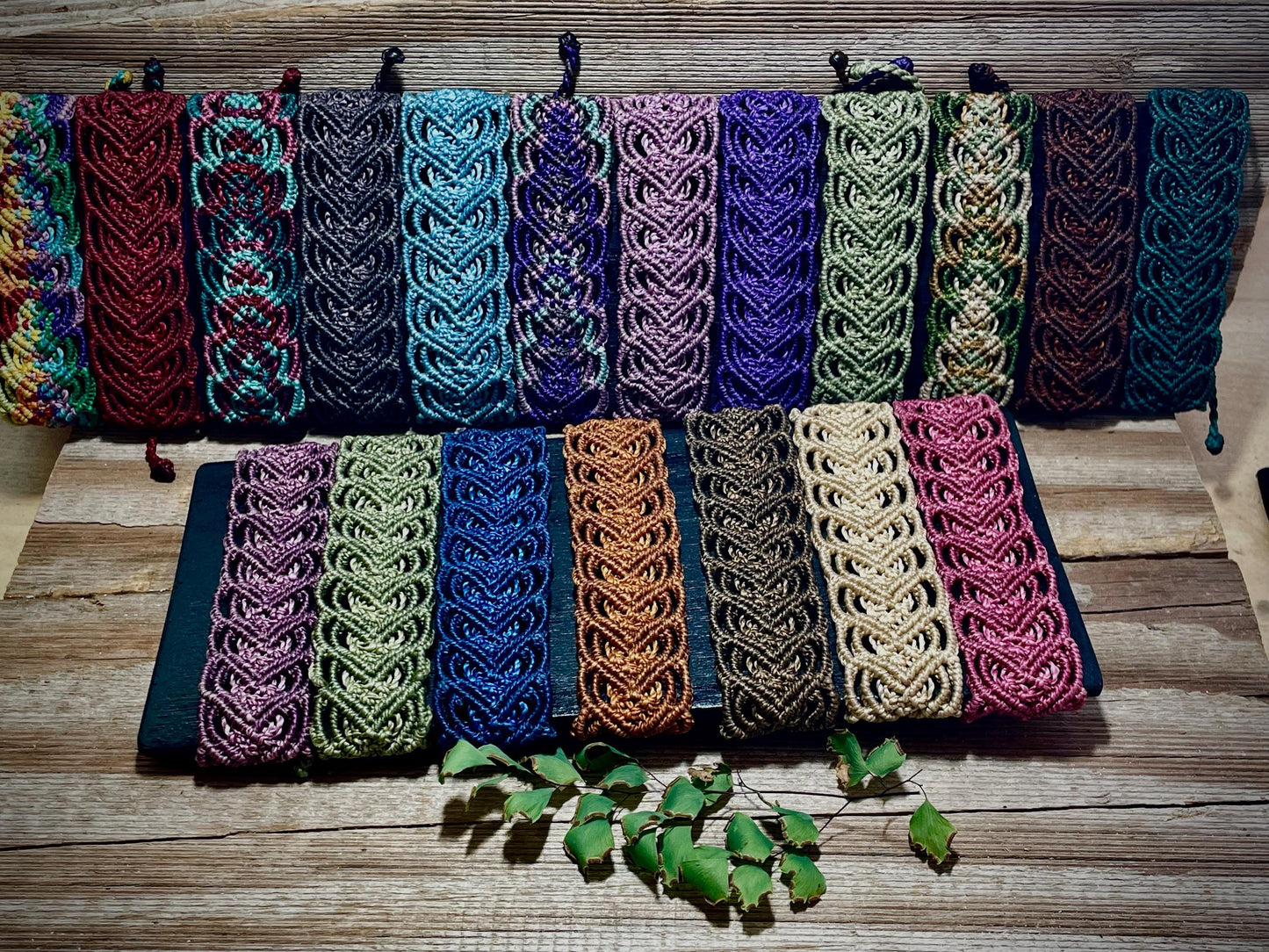 Macrame Corazón Heart Bracelet Handmade Adjustable