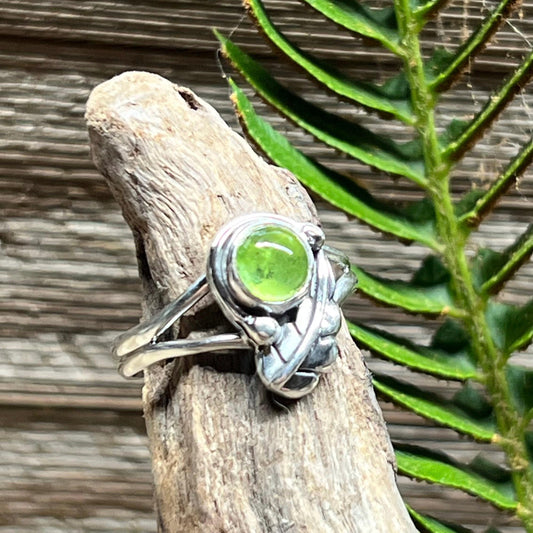 Peridot Leaf Sterling Silver Ring Size 7.5 Handmade 925 Silver Ring Natural Peridot August Birthstone Ring Artisan Nature Jewelry