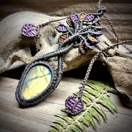Tree of Life Labradorite Macrame Necklace Nature Gemstone Boho Pendant