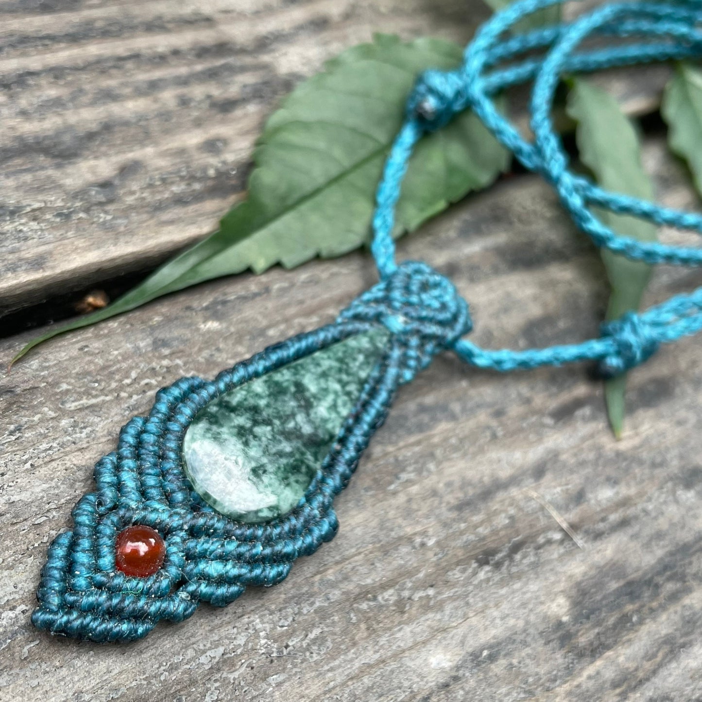 Jade Maroon & Green Macrame Necklace Pendant