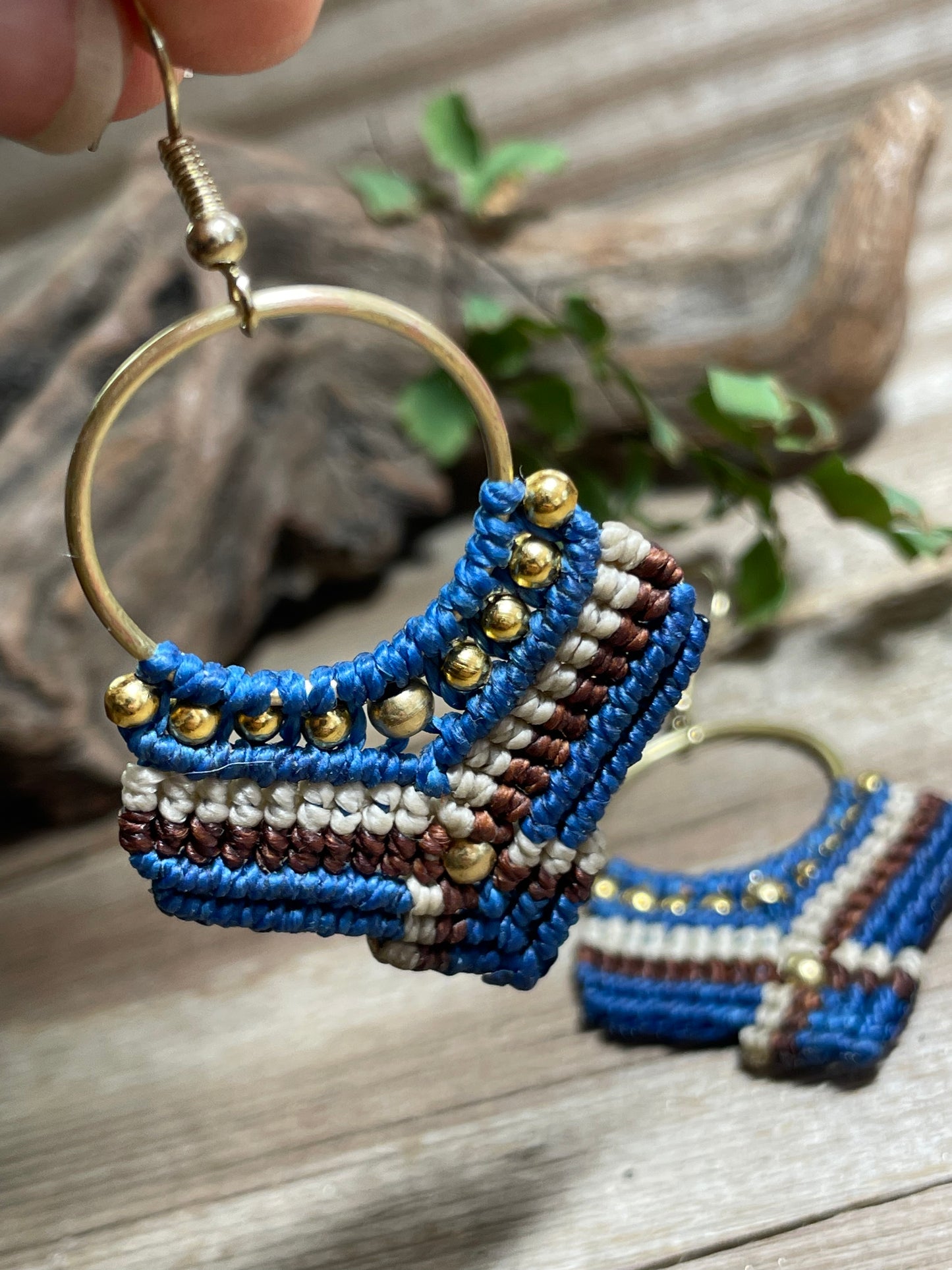 Brown & Blue Macramé Earrings Hypo